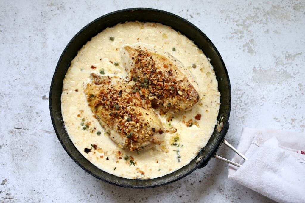 Packington Creamy Chicken breast with cheese & herb breadcrumbs